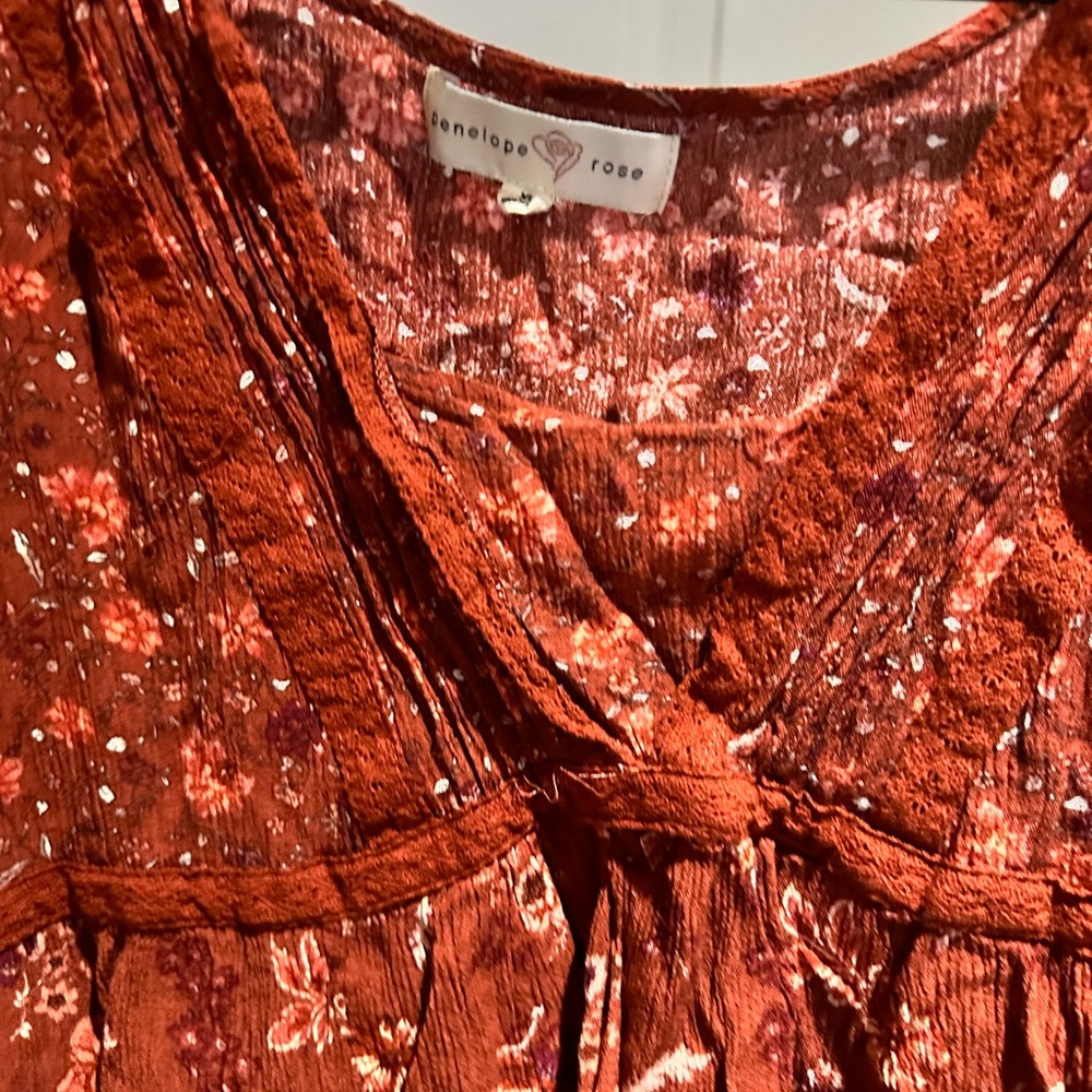 Floral Rust Blouse - Picture 2 of 3
